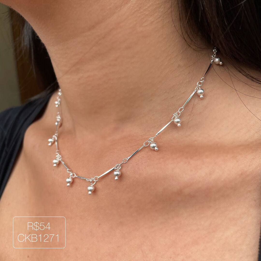 Choker c/ Bolinhas Penduradas 2024/2 Lisa Prateada